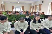 Nhóm đối tượng lừa bán tiền giả trên mạng xã hội lĩnh 45 năm tù