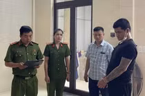 Bắt “nóng” đối tượng mua bán trái phép chất ma túy ở Quảng Trị