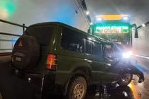 Hai ô tô đối đầu trong hầm Đèo Ngang, 2 người tử vong