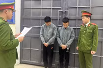 Bắt giữ 2 đối tượng lập facebook ảo để lừa bán điện thoại