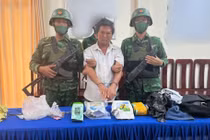 Triệt xóa đường dây vận chuyển ma tuý xuyên biên giới ở An Giang