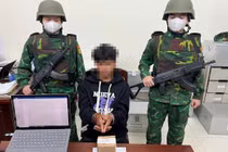 Bắt 2 đối tượng tàng trữ ma túy ở khu vực biên giới Quảng Trị