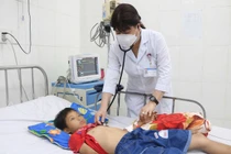 Cứu bé trai 8 tuổi ở Khánh Hòa nuốt phải dị vật 