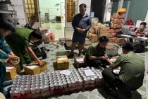 Đồng Tháp thu giữ lượng lớn hàng hóa thực phẩm không rõ nguồn gốc, xuất xứ