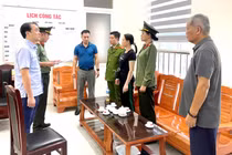 Triệt phá đường dây đưa người đi nước ngoài trái phép