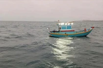 Người đàn ông tử vong bất thường trên thuyền đánh cá ở Phú Quý