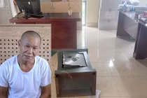 Bắt đối tượng người nước ngoài chuyên trộm cắp tài sản ở Việt Nam