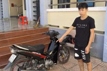 Bắt “nóng” đối tượng trộm xe máy ở Quảng Trị