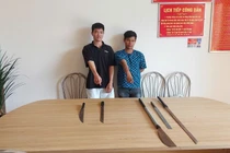 Rượt đuổi, chém người chỉ vì tiếng nẹt pô xe