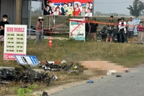 Xe bán tải gây tai nạn khiến nhiều người thương vong ở Huế