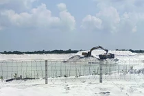 Đấu giá thành công mỏ cát thạch anh "khủng" ở Huế