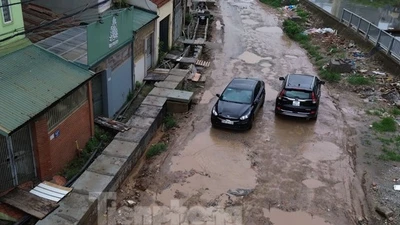 Dân bất an vì thiết kế nền đường mới cao hơn gần 1m