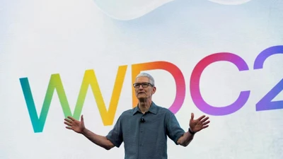 Nhà thiết kế giao diện "trong veo" của Apple bị sa thải?