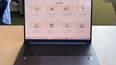 Chiếc laptop đột phá với giao diện hoàn toàn bằng AI gây kinh ngạc