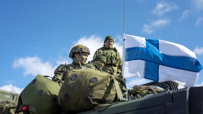 NATO đặt bộ tư lệnh lục quân cách biên giới Nga 200km