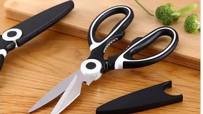 Đặt kéo sai vị trí trong nhà, coi chừng rước xui xẻo cả năm