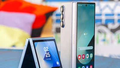 Samsung vô tình 'tự spoil' về bộ sưu tập Galaxy gập Z7