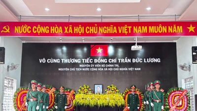 Lễ viếng Nguyên Chủ tịch nước Trần Đức Lương tại Quảng Ngãi 