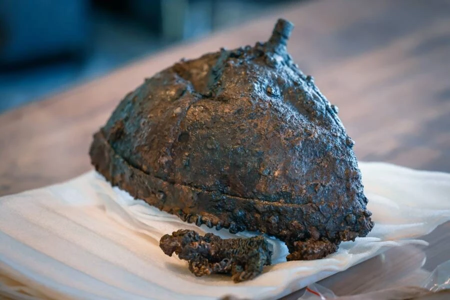 View - Phát hiện khó tin về mũ, áo giáp xích có niên đại ít nhất 1.000 tuổi | Báo Tri thức và Cuộc sống - TIN TỨC PHỔ BIẾN KIẾN THỨC 24H