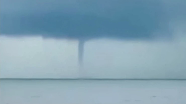 Danh sách tỉnh thành Việt Nam xuất hiện vòi rồng năm 2025 gây chú ý