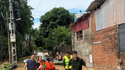 BÁO TRI THỨC VÀ CUỘC SỐNG KÊU GỌI ỦNG HỘ ĐỒNG BÀO VÙNG BÃO LŨ