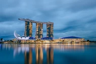 Singapore cũng không khoan nhượng: sở hữu vape lần đầu đã đủ để bị phạt hàng trăm đô la Singapore; nếu sản phẩm chứa chất cấm, du khách còn có nguy cơ bị phạt tù đến nửa năm. Ảnh
