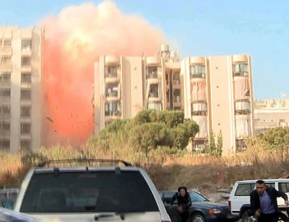 Kinh hoàng đánh bom kép tại Sứ quán Iran, 23 người chết