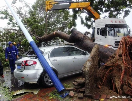 Cảnh tan hoang siêu bão Haiyan đánh vào TQ