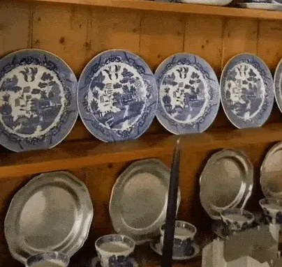 Chi 5 tỷ mua căn nhà bỏ hoang... cái kết không tưởng tượng nổi 