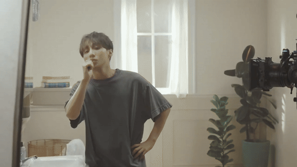 Dieu bi an nhat trong MV moi cua Son Tung-Hinh-3