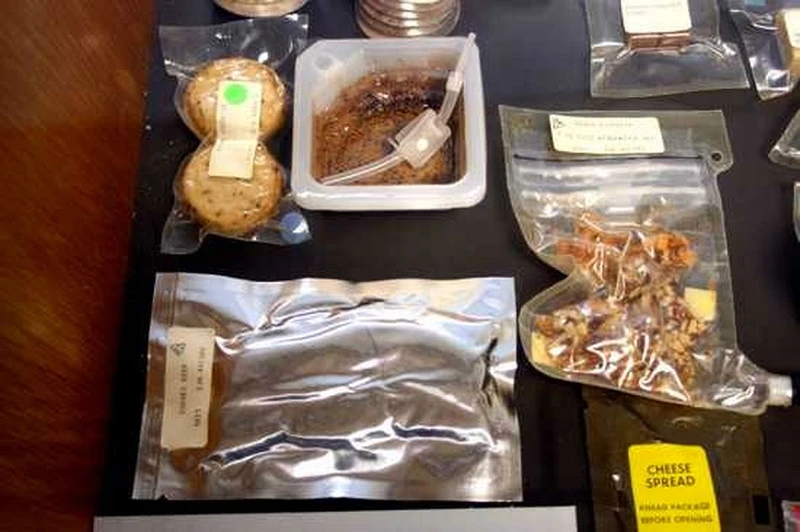 Bất ngờ sự thật thú vị về thức ăn của các phi hành gia