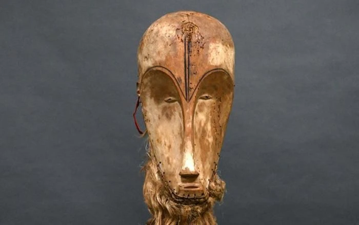 Bán món đồ cổ 3,8 triệu đồng, phát sốc khi biết giá trị thật