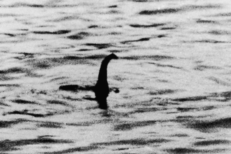 Chấn động tuyên bố: "Quái vật hồ Loch Ness là một vị thần"?