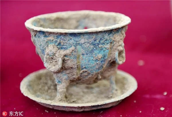 Mở mộ cổ 2.000 năm, sửng sốt thấy thuốc trường sinh huyền thoại