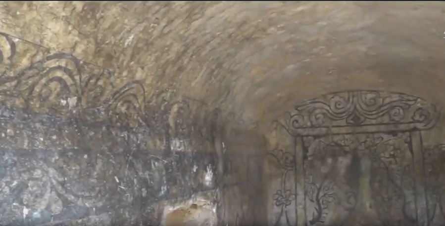 Khai quật mộ cổ “hiếm thấy”, chuyên gia tròn mắt thấy thứ bên trong