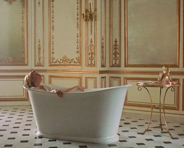 Giải nỗi oan “nghìn năm không tắm” cho người Trung Cổ