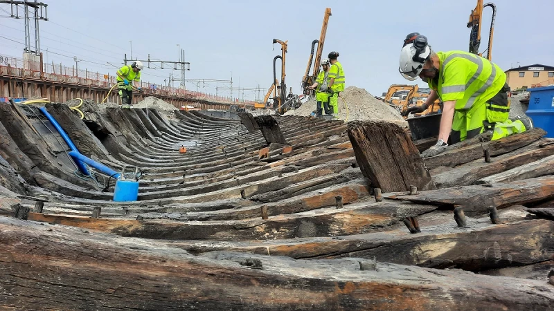 Hiện về nguyên vẹn sau 700 năm, 2 tàu ma mang kho báu vô song