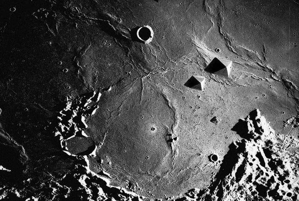 Xôn xao 20.000 kim tự tháp trên Sao Kim, chuyên gia giải mã “sốc”