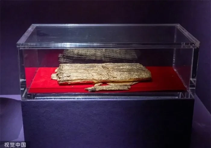 Thếp vàng cổ bất ngờ bốc hơi bí ẩn, chuyên gia lý giải sao?