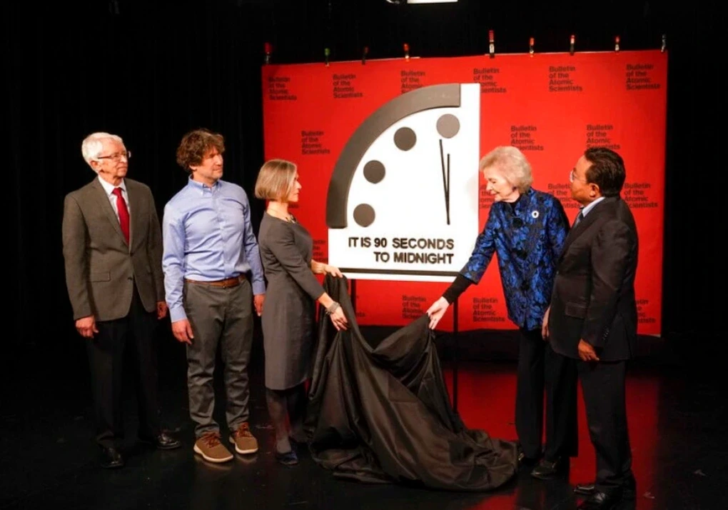 Vì sao đồng hồ ngày tận thế năm 2024 vẫn dừng ở 90 giây?