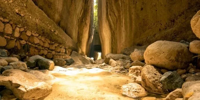 Đường hầm khổng lồ dẫn lũ 2.000 năm tuổi vẫn còn nguyên vẹn