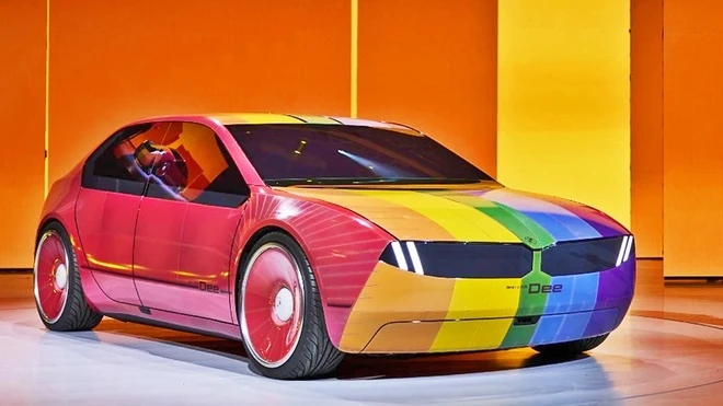 Mẫu xe có thể đổi màu tùy theo tâm trạng của tài xế