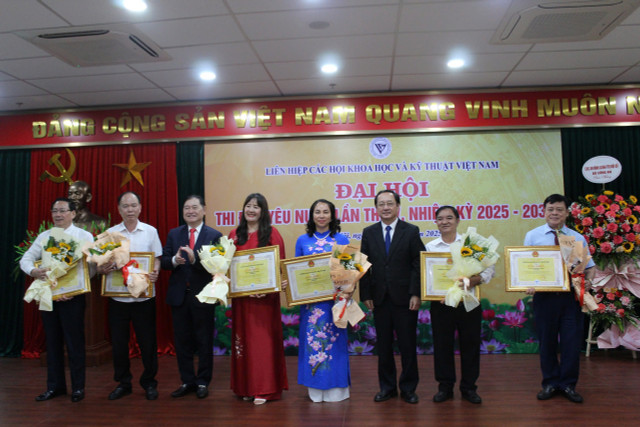 dcdb1efc-8fbb-43ee-adee-c5d42a53c09a.jpg