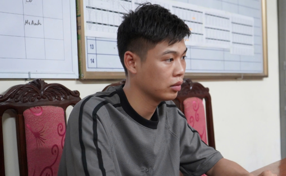 Hoàng Văn Khởi tại cơ quan Công an. Ảnh CABK capture.png