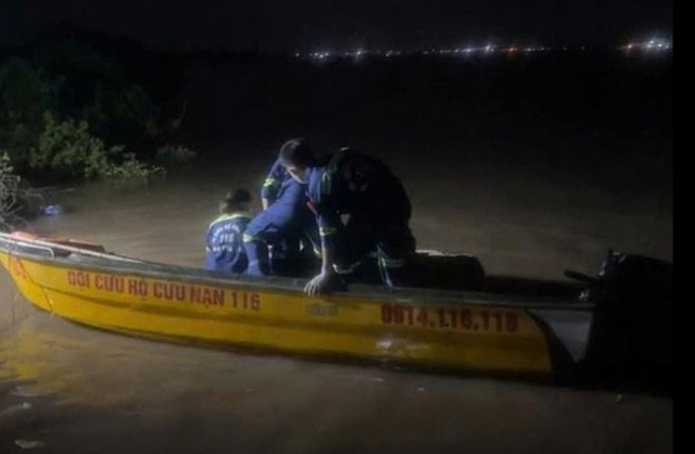 Thi thể cháu C. đã được Đội cứu hộ cứu nạn miễn phí 116 tìm thấy. capture-3352.png
