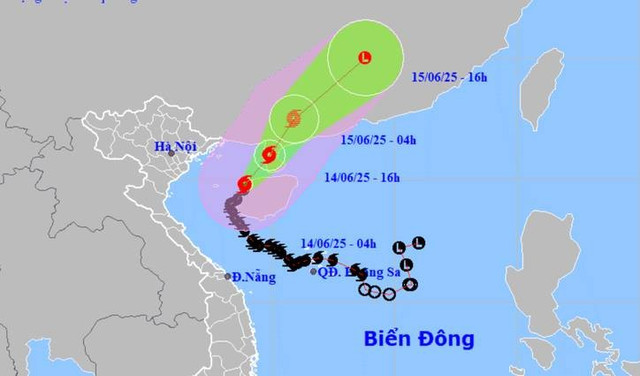 Dự báo đường đi và hướng di chuyển của tâm bão. capture.jpg
