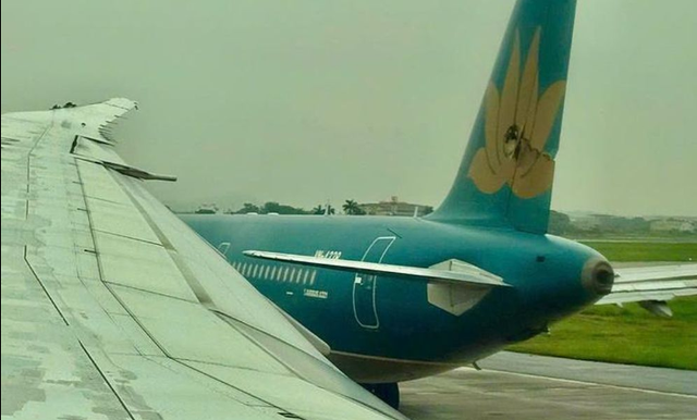 Hai máy bay va chạm trong quá trình di chuyển tại khu vực đường lăn. capture-4530.png