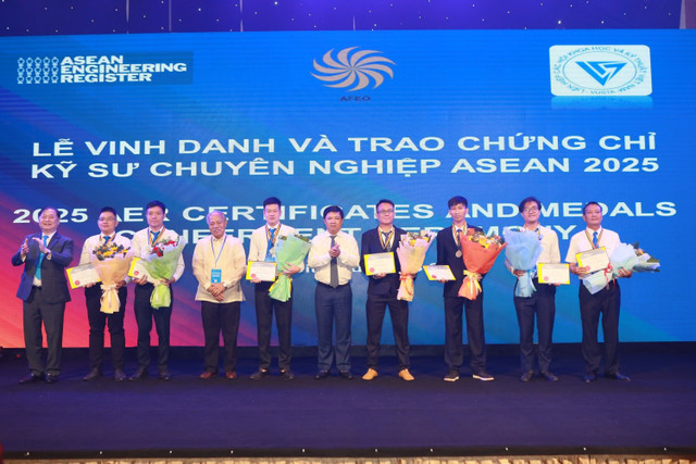 Với việc được cấp chứng chỉ ACPE, các kỹ sư sẽ mở ra cơ hội hành nghề kỹ thuật tại các nước ASEAN. 67.jpg