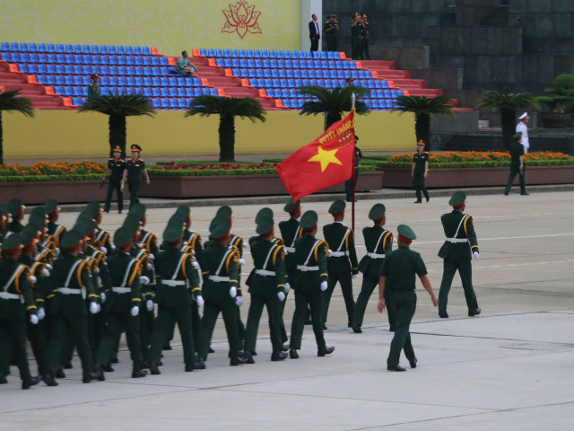 Từng đoàn các khối diễu binh, diễu hành tiến về Quảng trường Ba Đình (Hà Nội), chuẩn bị cho buổi tổng hợp luyện lần 2. 50ef3453-28af-4828-8aab-ea56bd5301f6.jpg