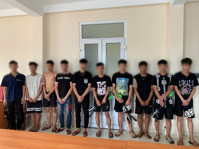 Nhóm đối tượng tại cơ quan Công an. 4.jpg